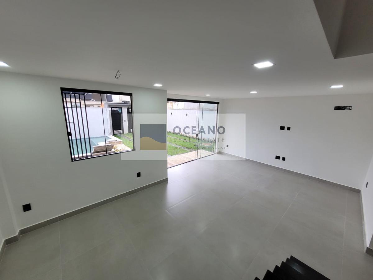 Casa de Condomínio à venda com 4 quartos, 215m² - Foto 13