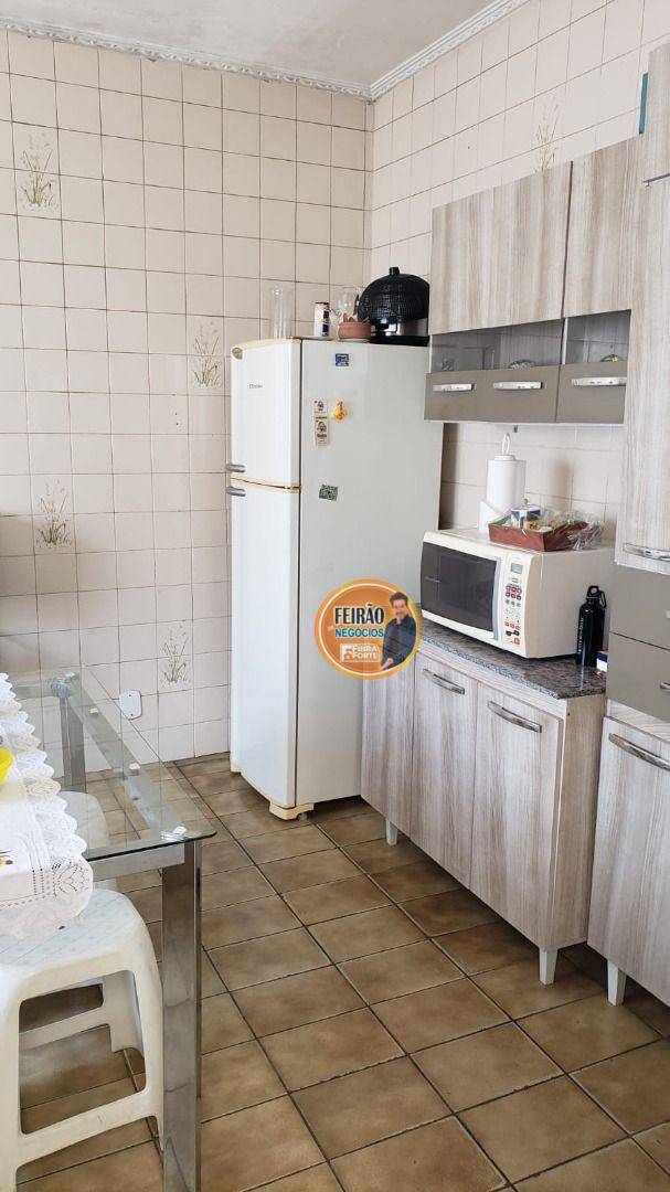 Casa à venda com 3 quartos, 186m² - Foto 15