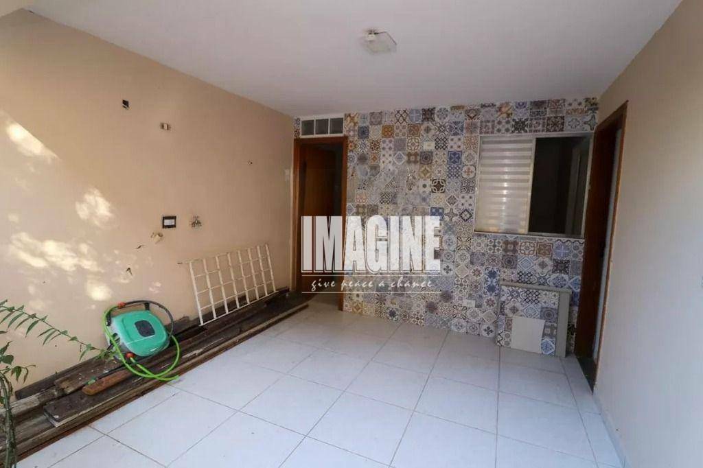 Sobrado à venda com 3 quartos, 350m² - Foto 13