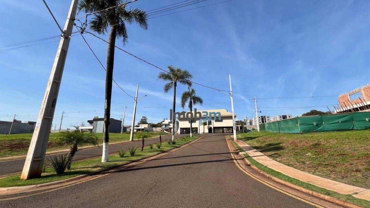 Loteamento e Condomínio, 250 m² - Foto 1