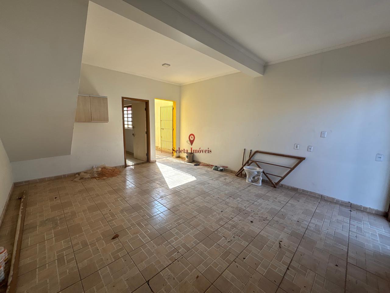 Casa à venda com 3 quartos, 190m² - Foto 3