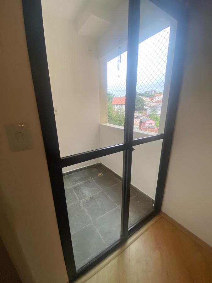 Apartamento à venda com 2 quartos, 42m² - Foto 18