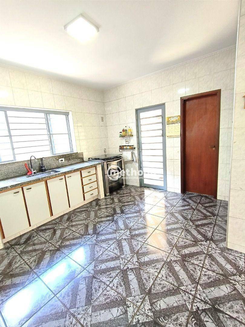 Casa à venda com 3 quartos, 200m² - Foto 5