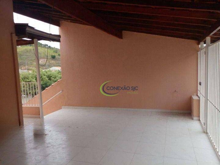 Sobrado à venda com 5 quartos, 200m² - Foto 3