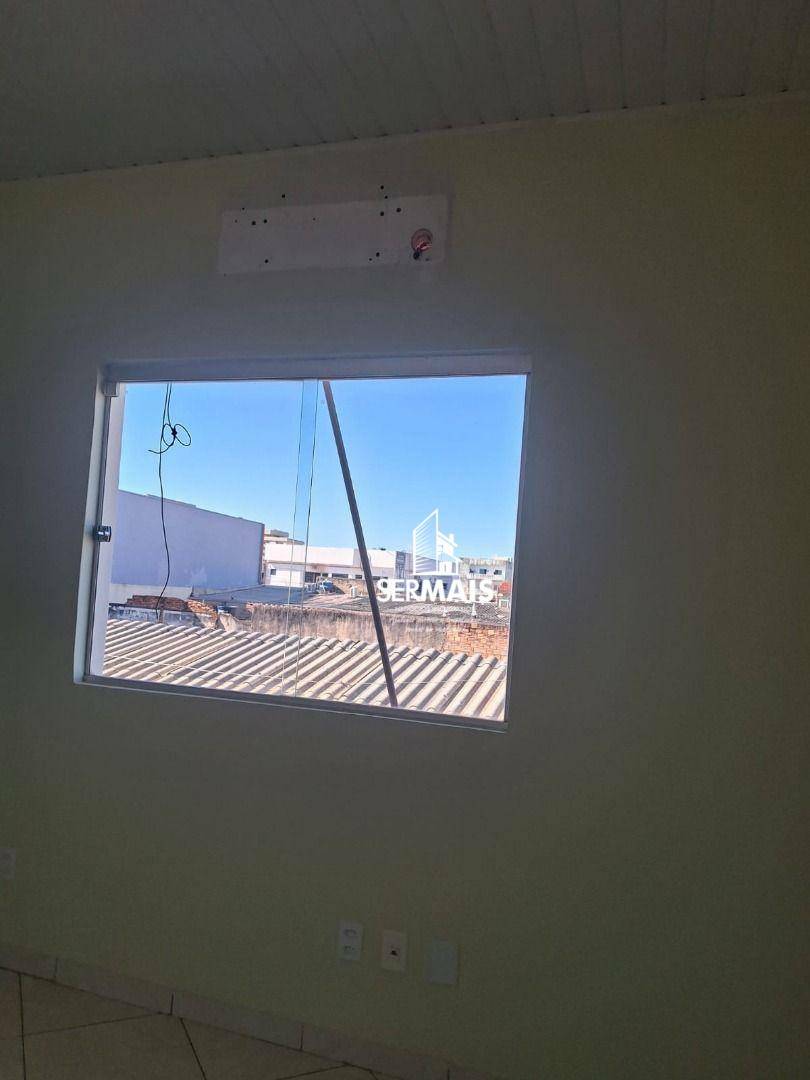 Prédio Inteiro para alugar, 70m² - Foto 3