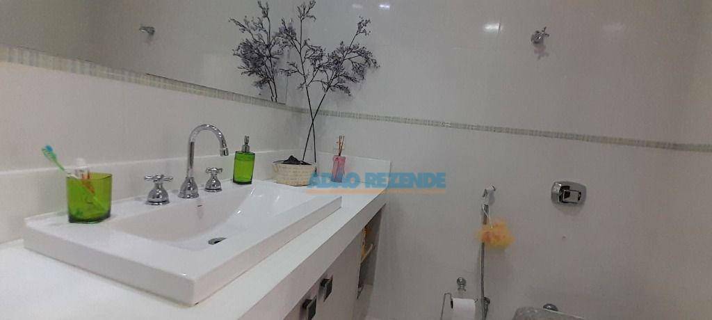 Apartamento à venda com 2 quartos, 106m² - Foto 17