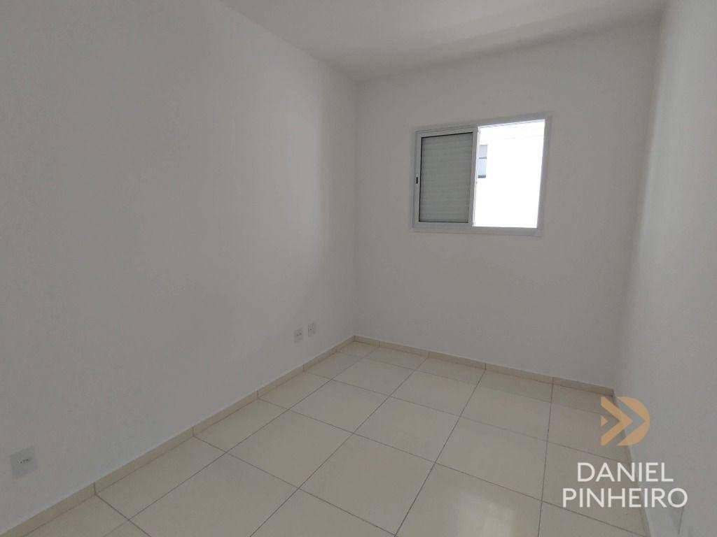 Apartamento à venda com 2 quartos, 64m² - Foto 10