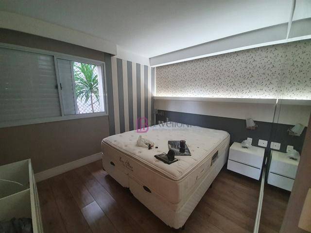 Apartamento para alugar com 2 quartos, 70m² - Foto 8