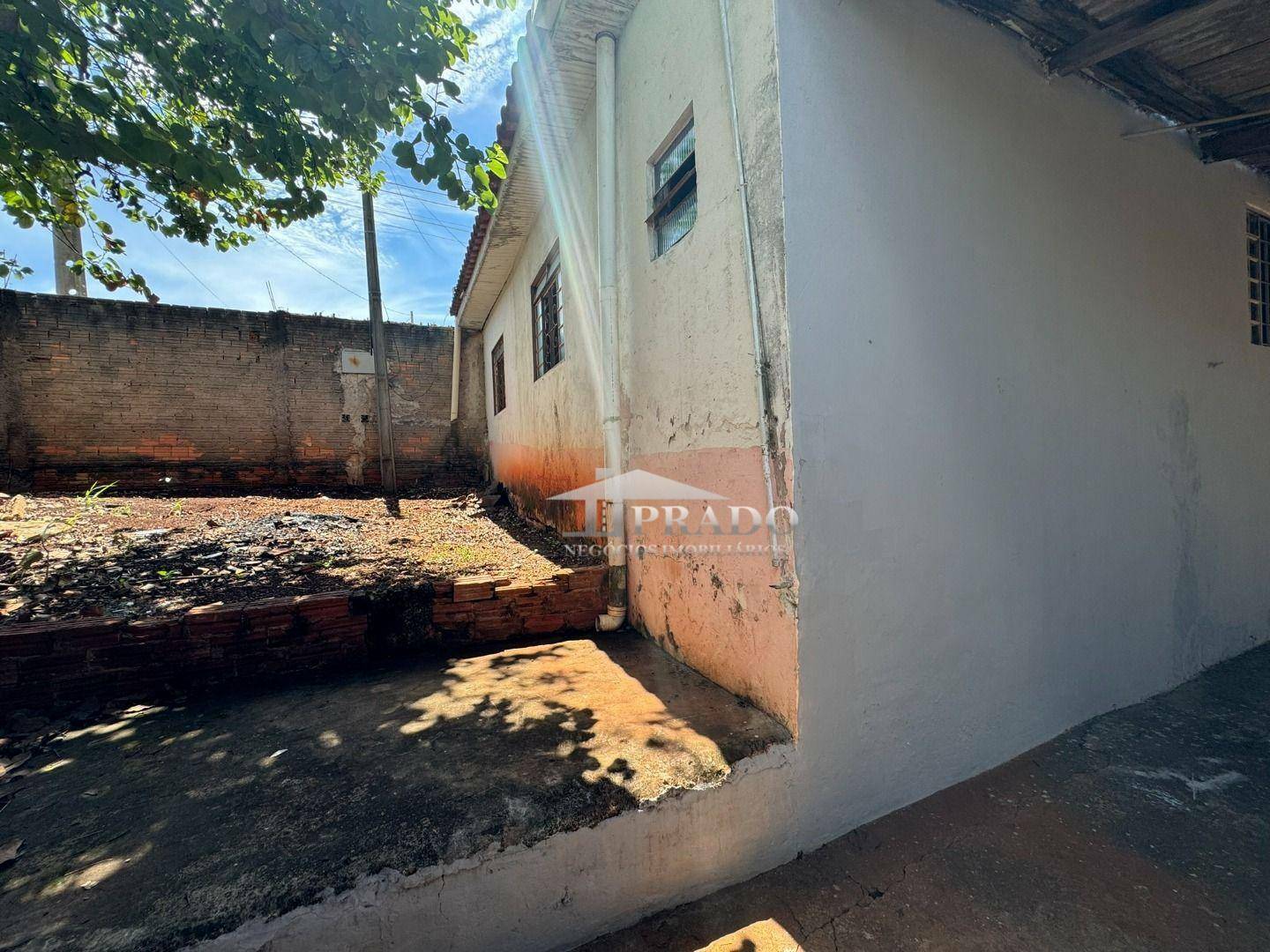Casa à venda com 4 quartos, 200m² - Foto 6