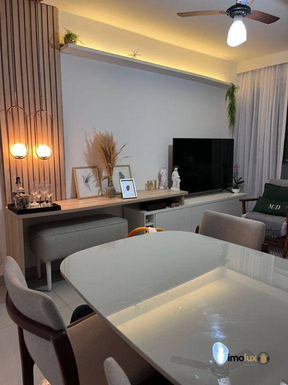 Apartamento à venda com 2 quartos, 72m² - Foto 3