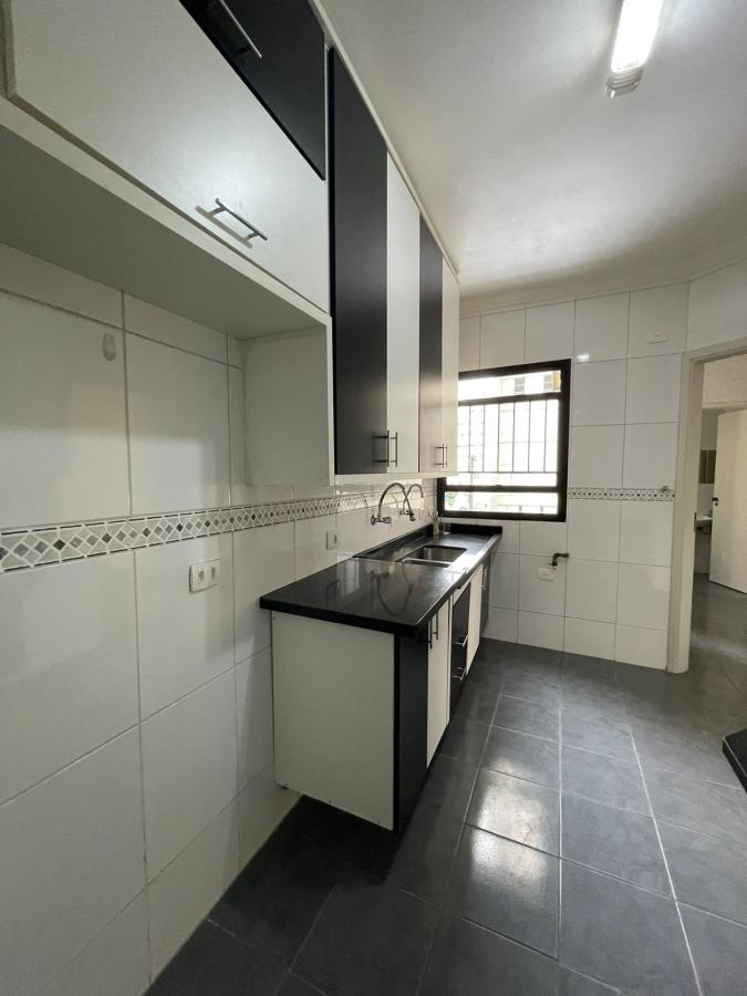 Apartamento para alugar com 3 quartos, 113m² - Foto 8