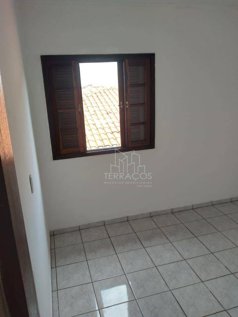 Casa à venda com 4 quartos, 180m² - Foto 7