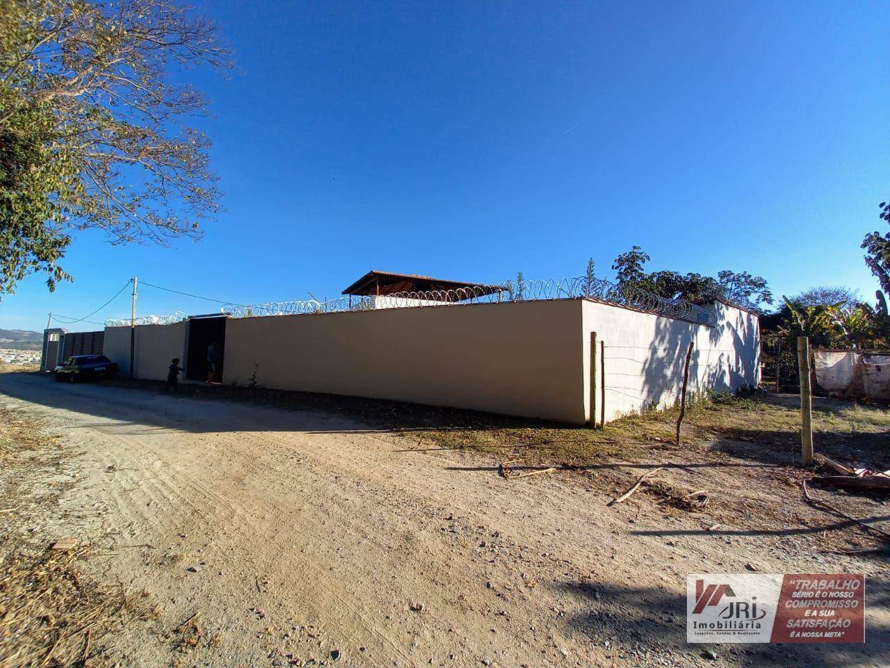 Chácara à venda com 2 quartos, 500M2 - Foto 2