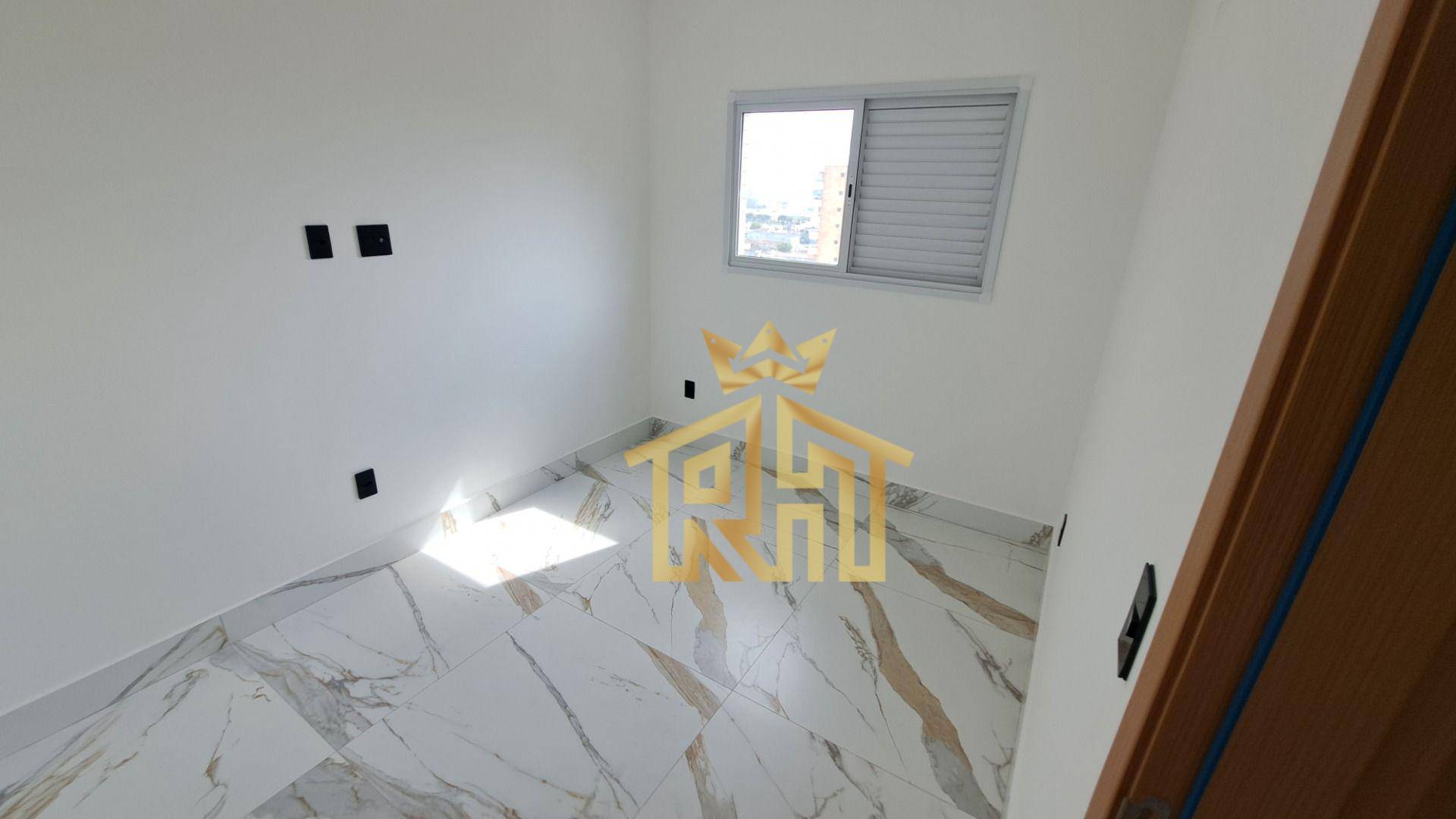 Apartamento à venda com 2 quartos, 81m² - Foto 11