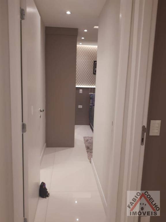 Apartamento à venda com 2 quartos, 65m² - Foto 2