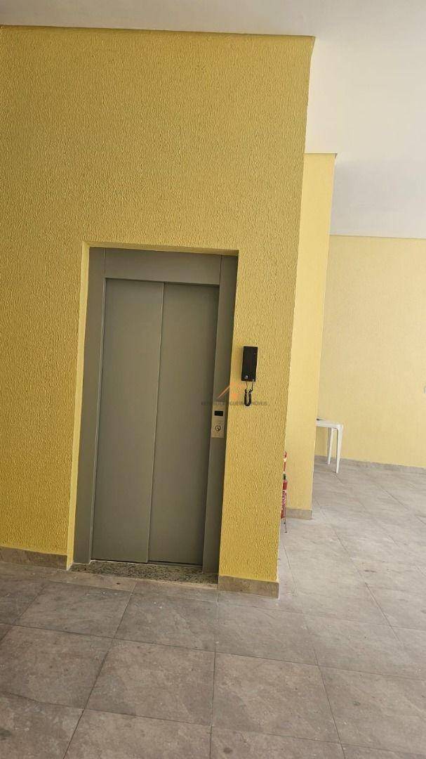 Cobertura à venda com 2 quartos, 104m² - Foto 4