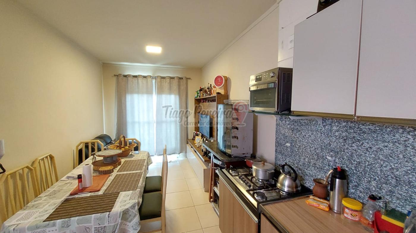 Apartamento à venda com 2 quartos, 50m² - Foto 2