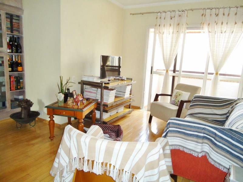 Apartamento à venda com 3 quartos, 98m² - Foto 9