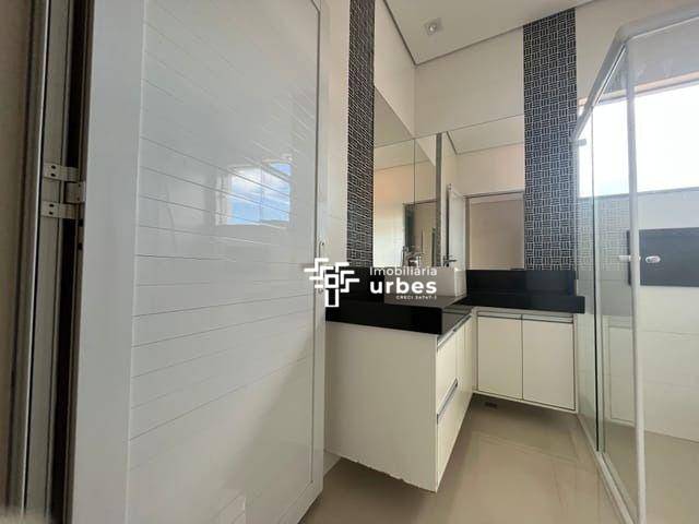 Casa à venda com 4 quartos, 301m² - Foto 25