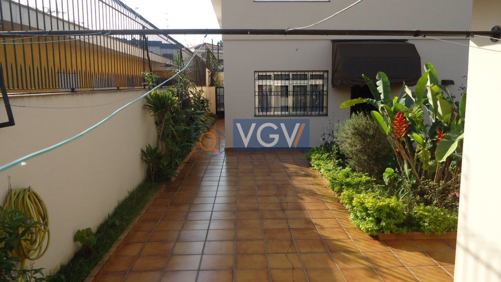 Casa à venda com 4 quartos, 390m² - Foto 11