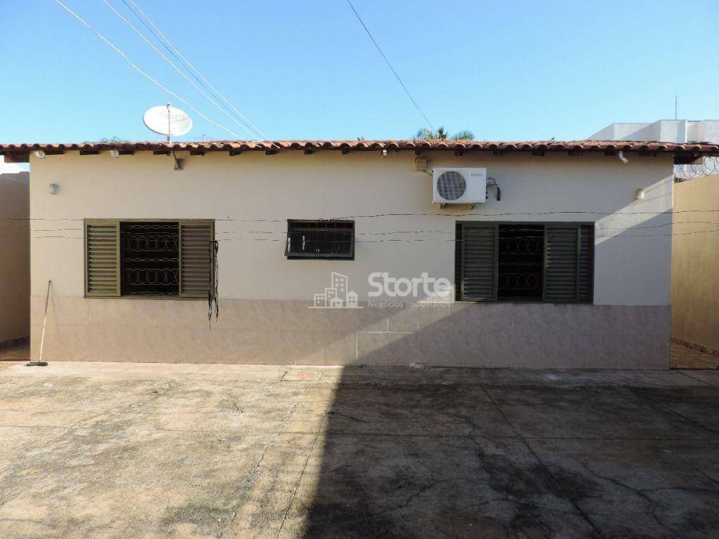 Casa à venda com 6 quartos, 309m² - Foto 54