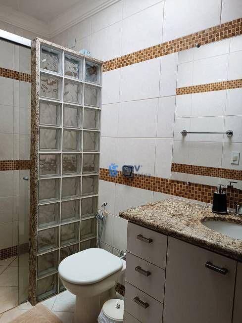 Casa de Condomínio à venda com 4 quartos, 482m² - Foto 12