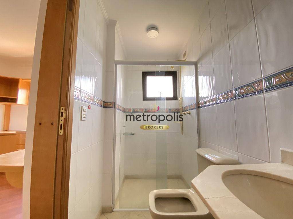 Apartamento à venda com 4 quartos, 196m² - Foto 32