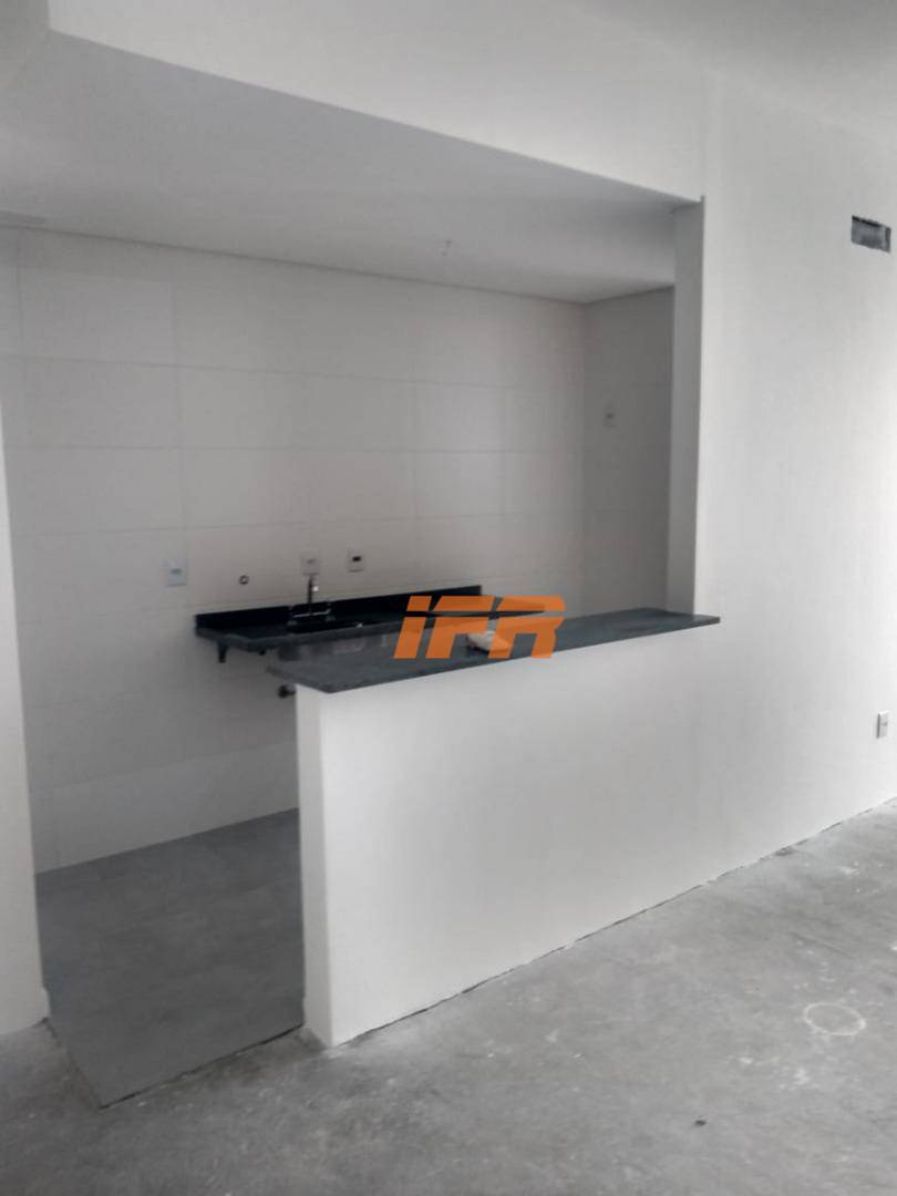 Apartamento à venda com 3 quartos, 148m² - Foto 3