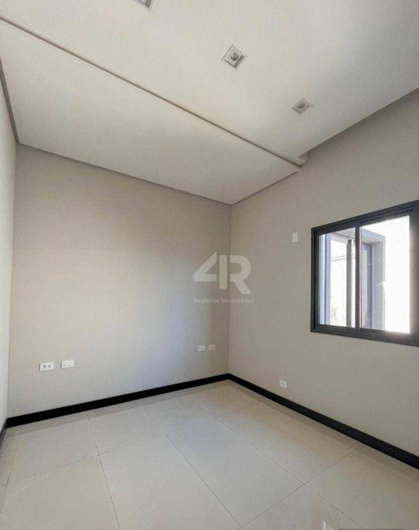 Casa à venda com 3 quartos, 113m² - Foto 7