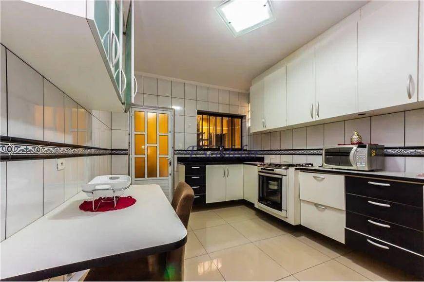 Sobrado à venda com 2 quartos, 170m² - Foto 17