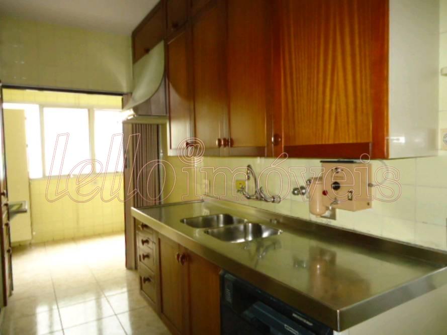 Apartamento para alugar com 3 quartos, 129m² - Foto 13