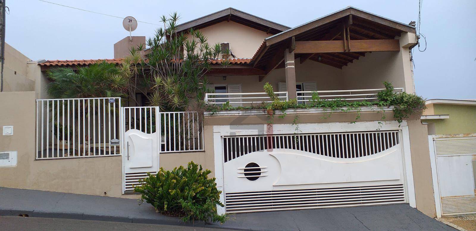 Casa, 3 quartos, 300 m² - Foto 1