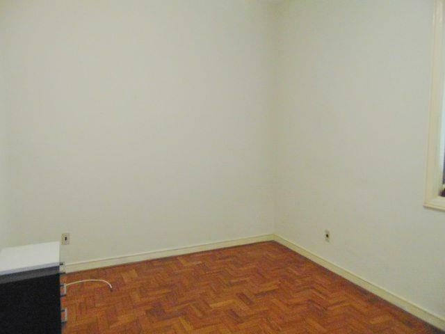 Apartamento à venda com 3 quartos, 100m² - Foto 8