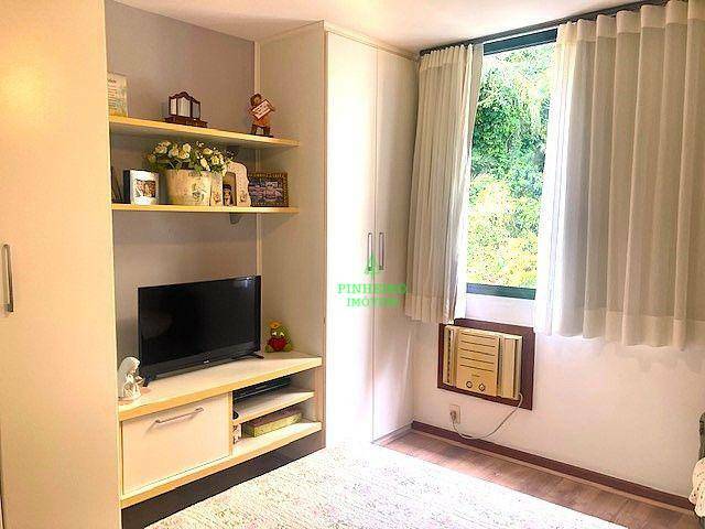 Apartamento à venda com 3 quartos, 120m² - Foto 17