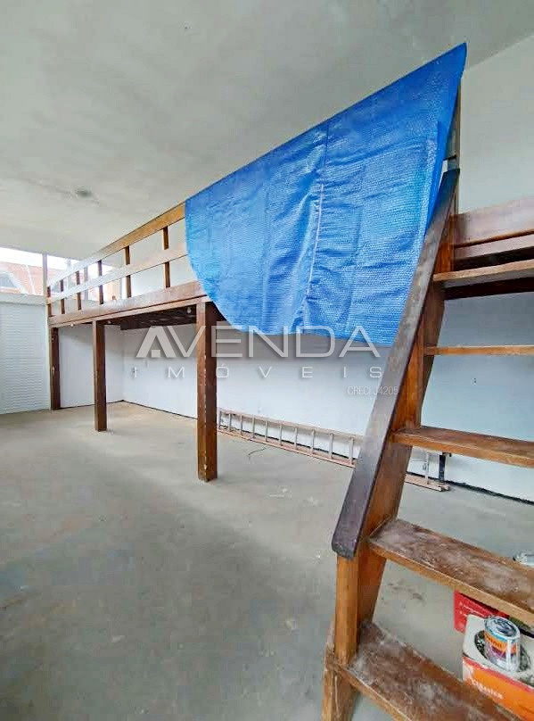 Casa para alugar com 4 quartos, 520m² - Foto 19