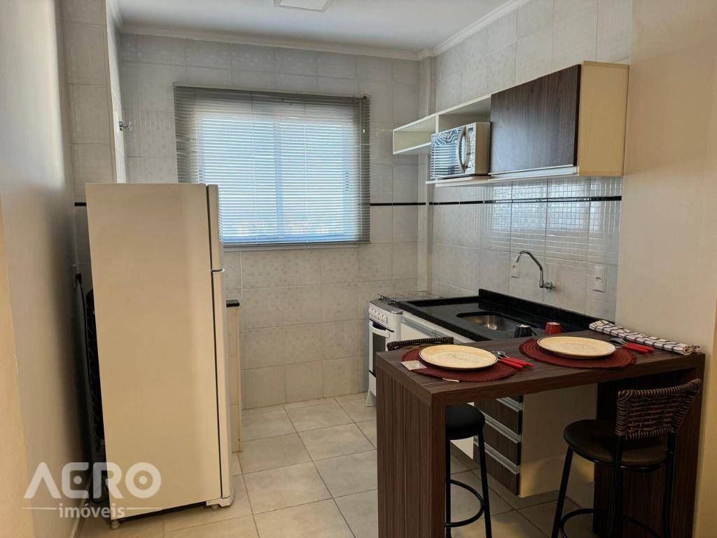 Apartamento para alugar com 1 quarto, 40m² - Foto 4