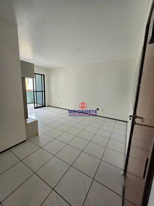 Apartamento para alugar com 4 quartos, 96m² - Foto 9