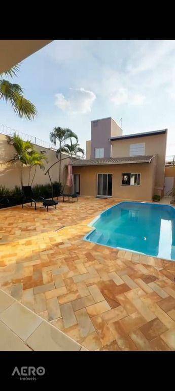 Casa à venda com 3 quartos, 270m² - Foto 15