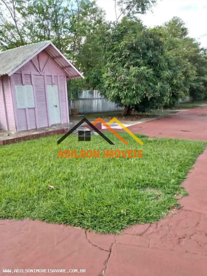 Chácara à venda com 3 quartos, 2050m² - Foto 1