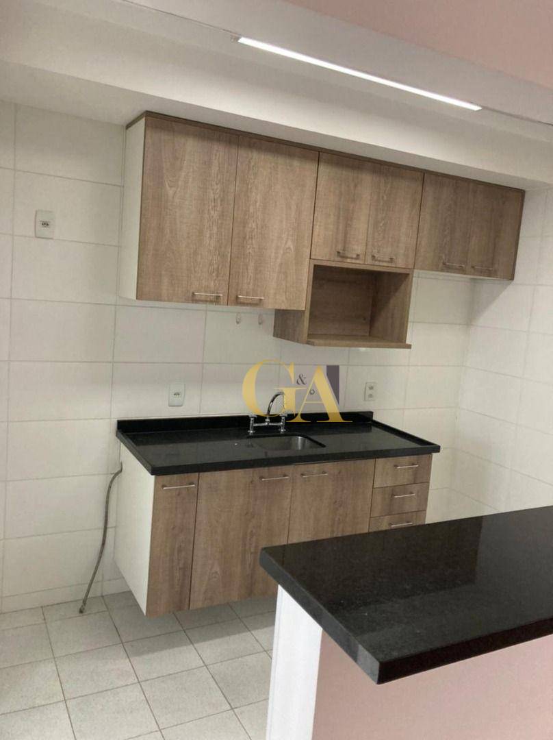 Apartamento à venda com 2 quartos, 79m² - Foto 3