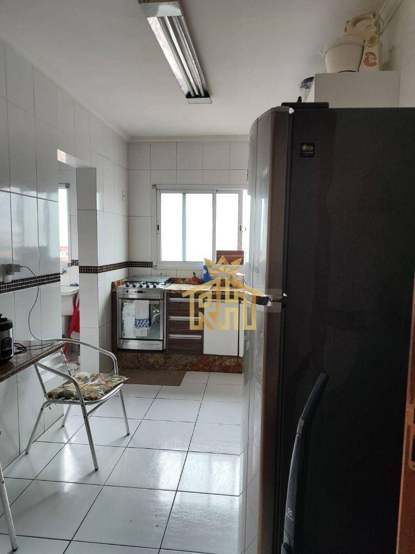 Apartamento para alugar com 2 quartos, 98m² - Foto 11