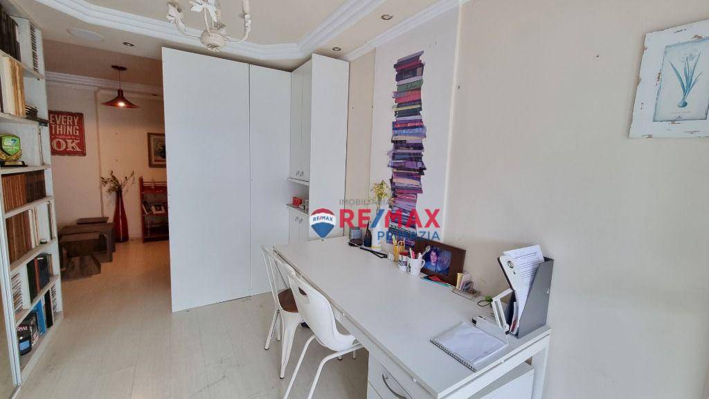 Apartamento à venda com 2 quartos, 63m² - Foto 7