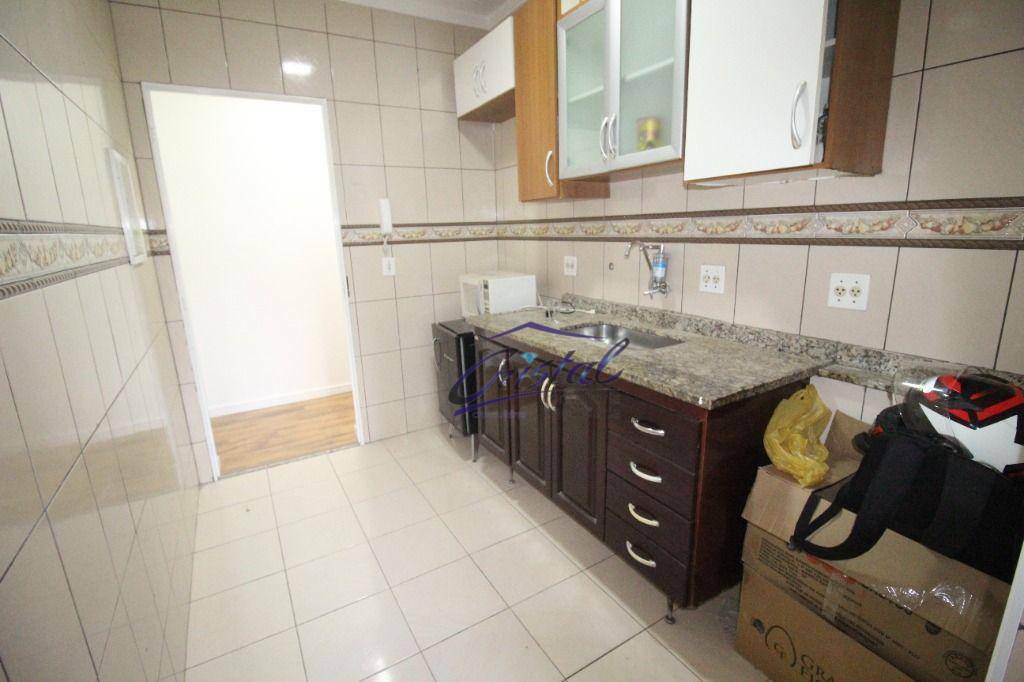 Apartamento à venda com 3 quartos, 69m² - Foto 2