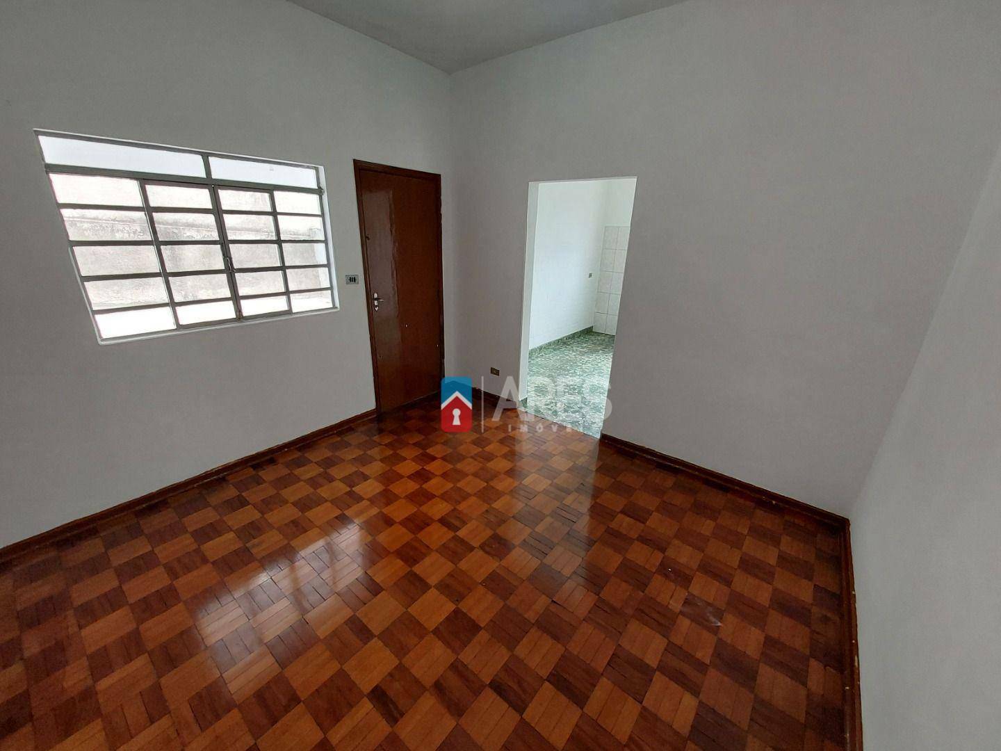 Casa para alugar com 2 quartos, 80m² - Foto 6