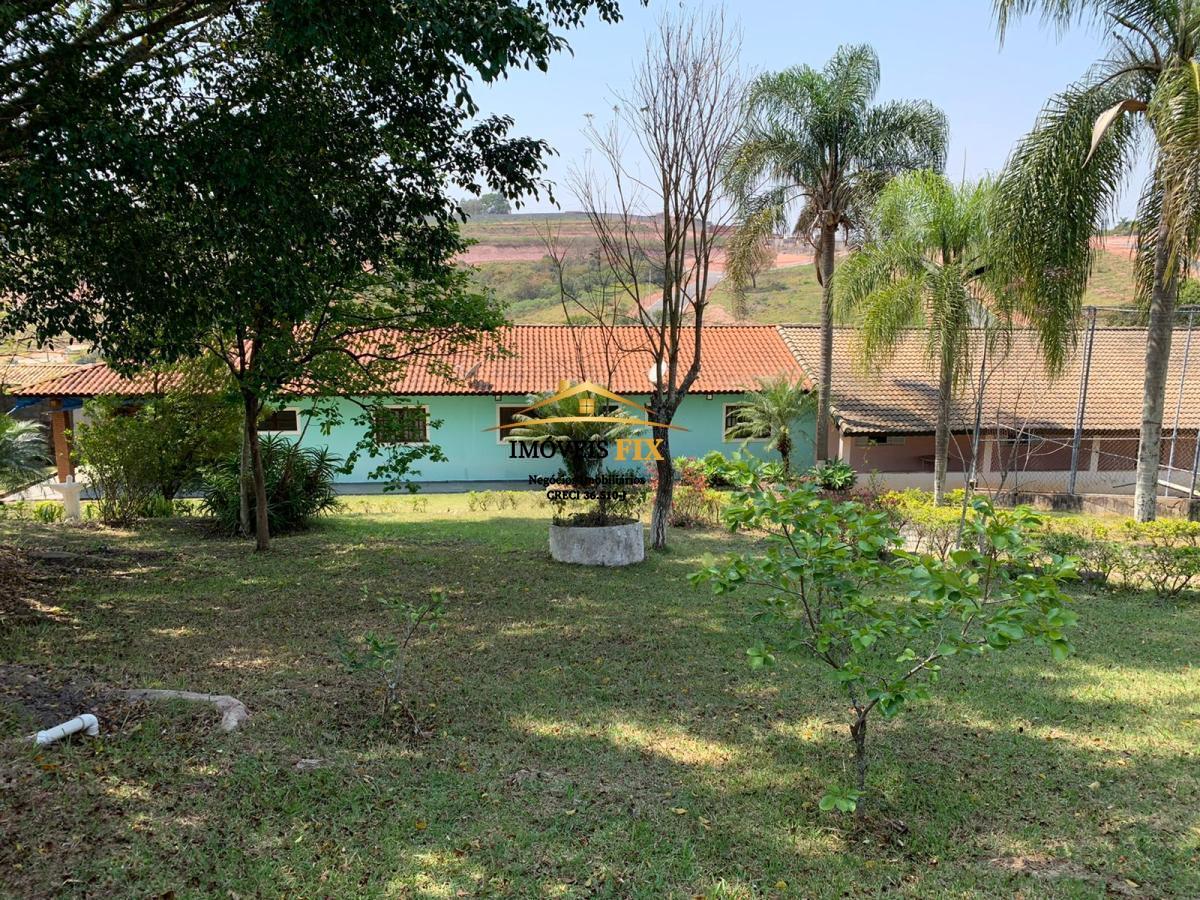 Fazenda à venda com 5 quartos, 223m² - Foto 18