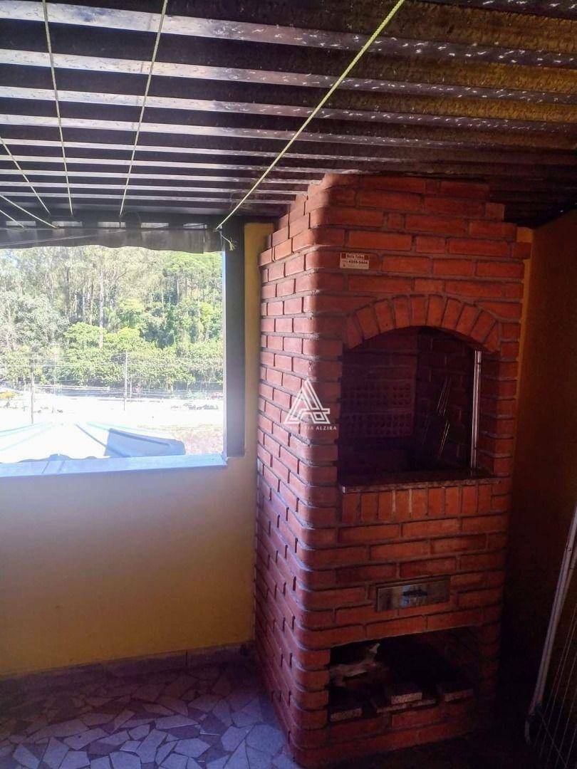 Casa à venda com 6 quartos, 200m² - Foto 20