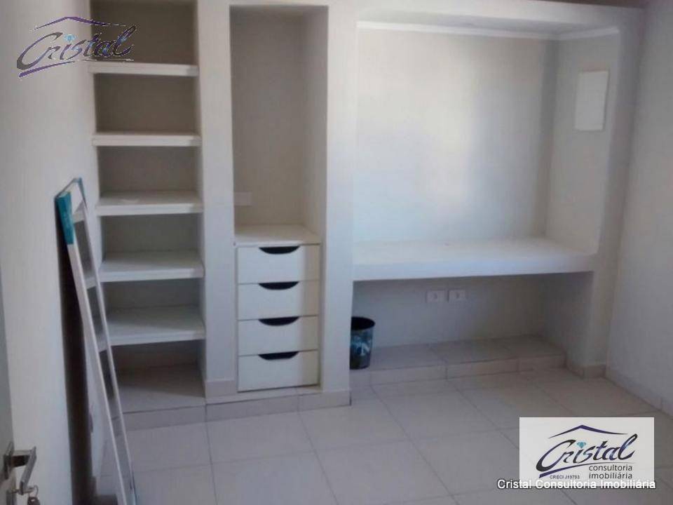 Casa à venda com 5 quartos, 200m² - Foto 16