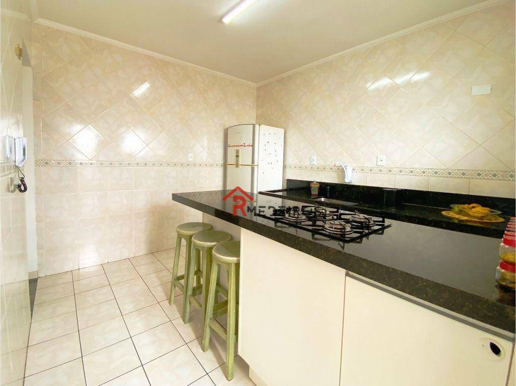 Apartamento à venda com 2 quartos, 70m² - Foto 5