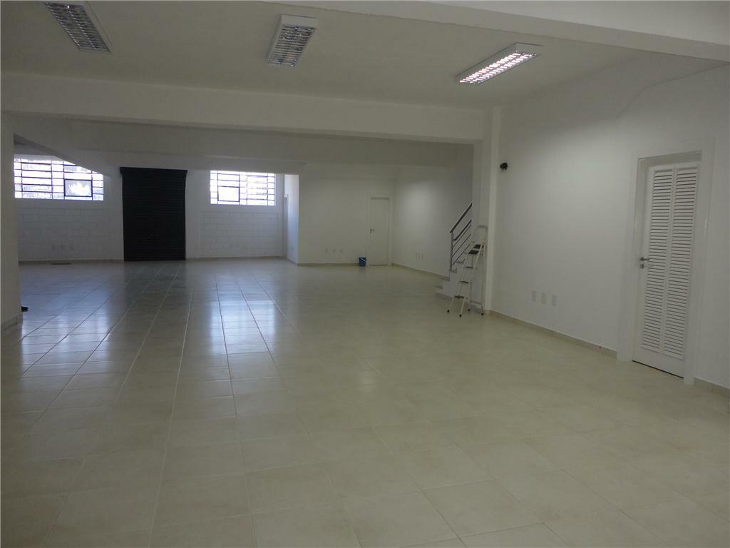 Prédio Inteiro para alugar, 750m² - Foto 2