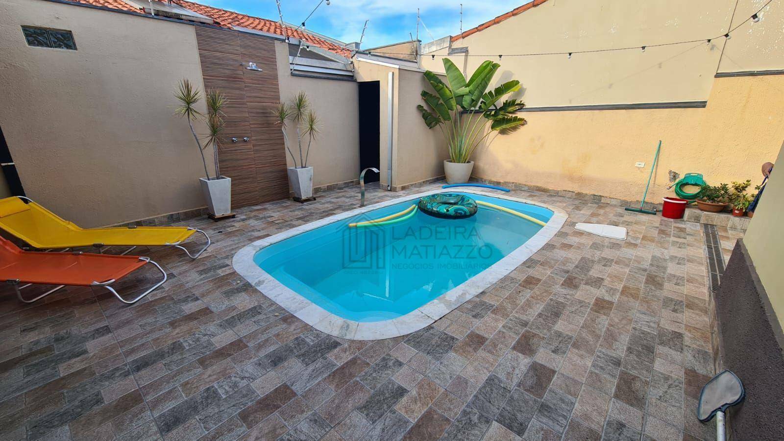 Casa à venda com 3 quartos, 152m² - Foto 4